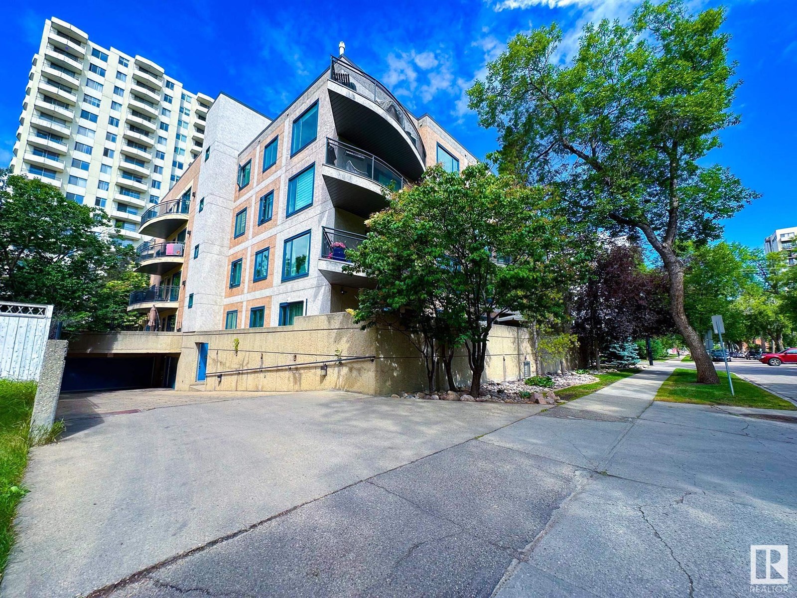 Photo 19 of 105 11415 100 Av Nw, Edmonton AB