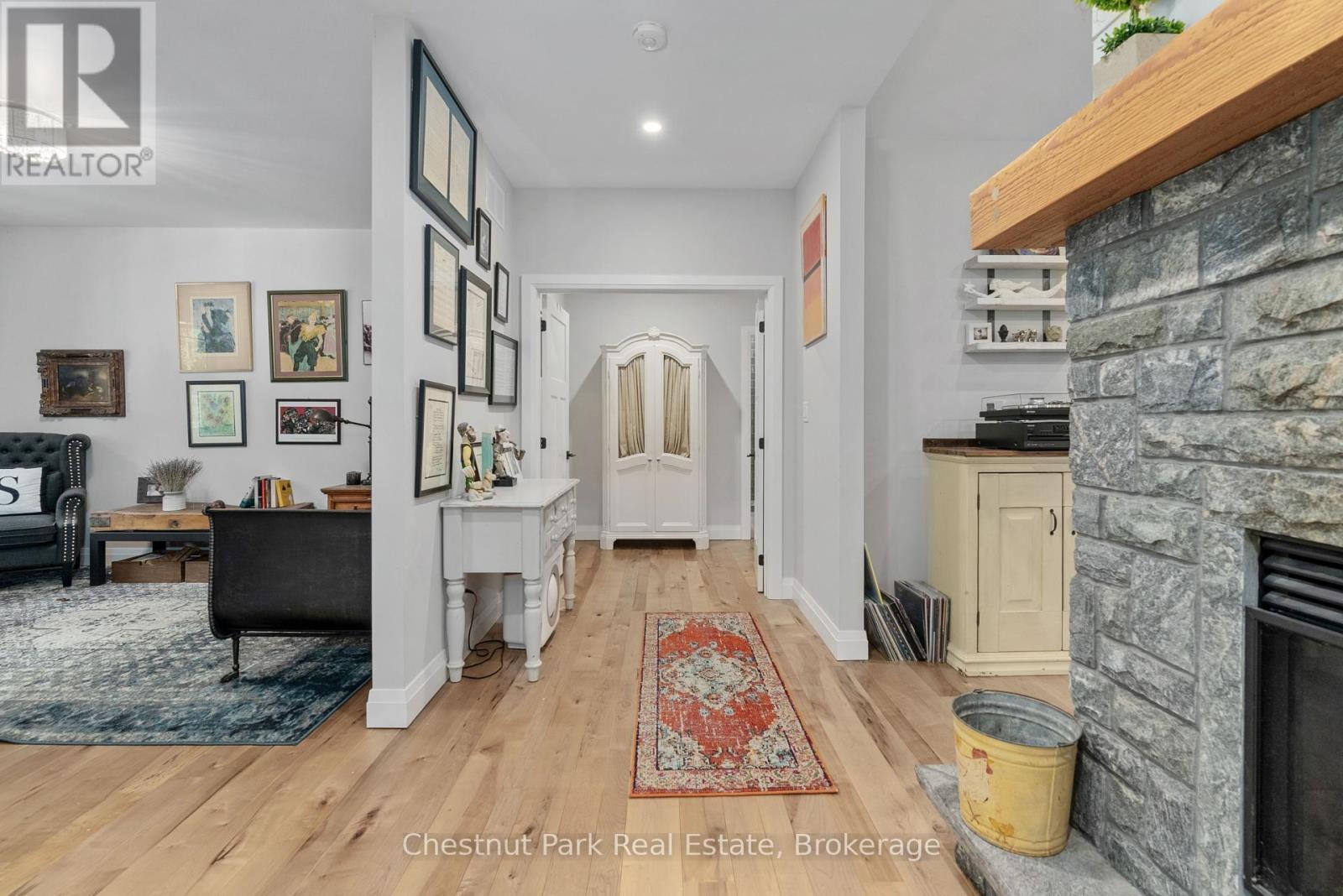 Photo 39 of 170 Springfield Road, Huntsville ON