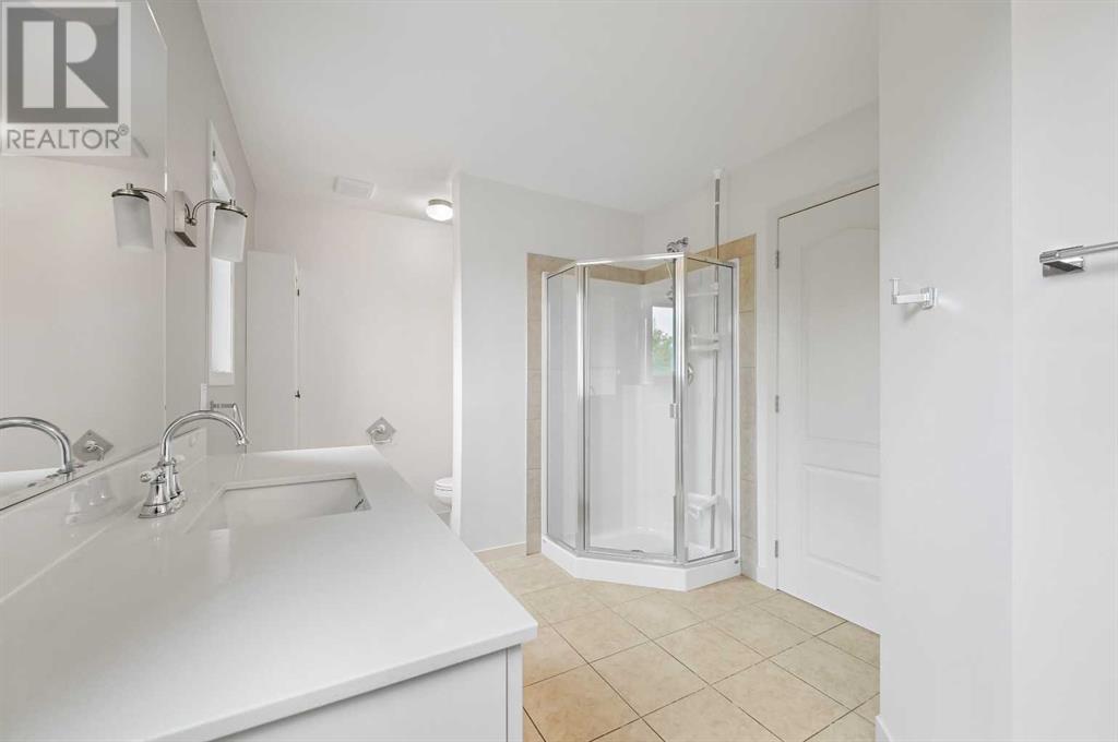 Single Family House for Sale in  Worcester Drive SW Wildwood Calgary 