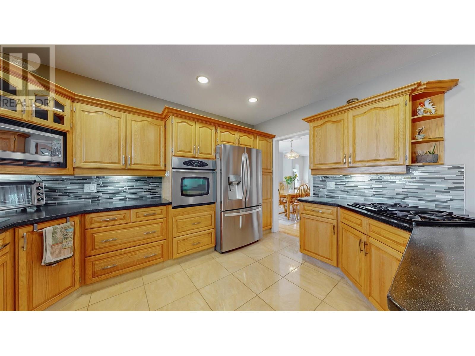  388 ROAD 10 Other, Oliver