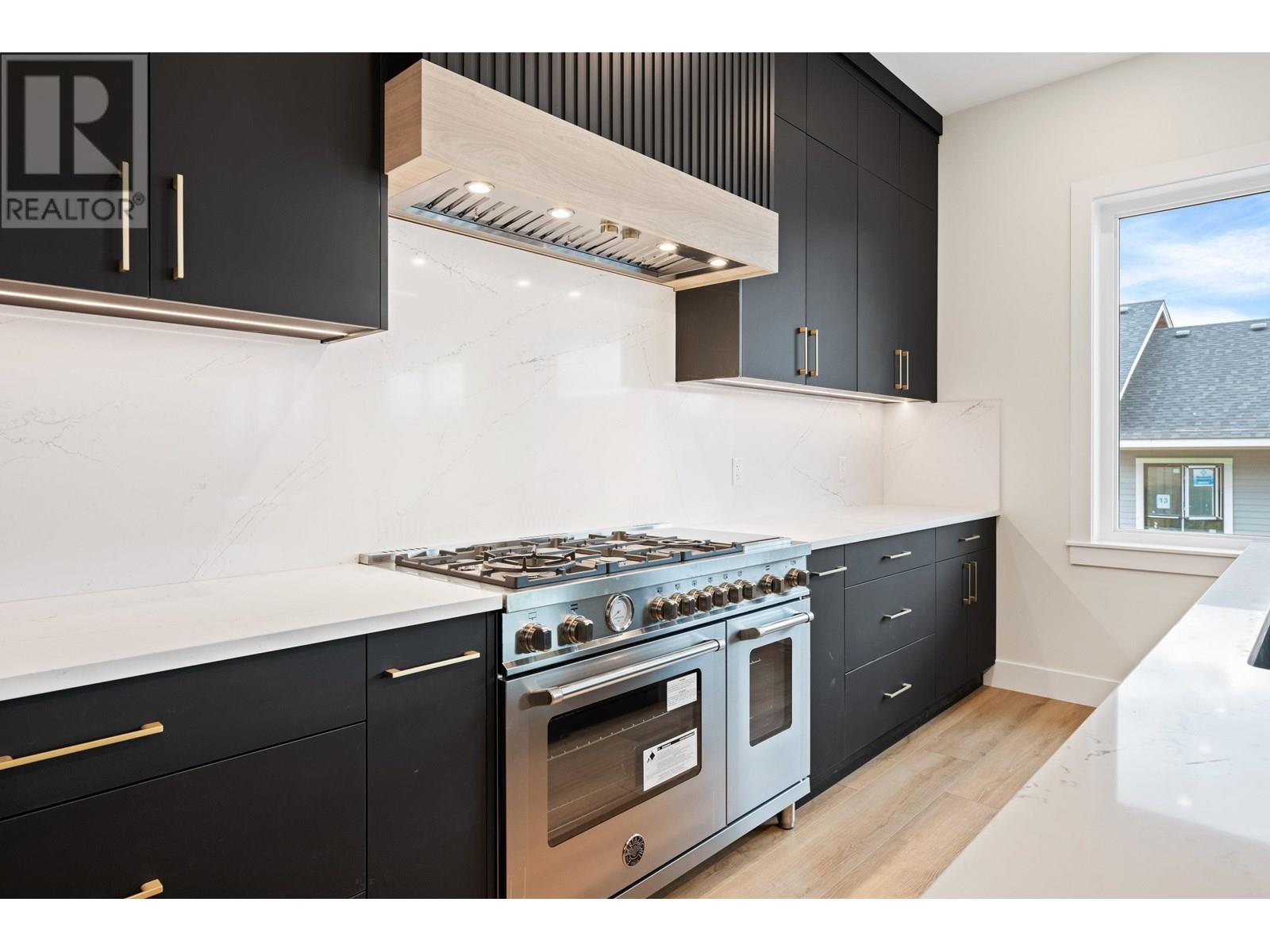 Photo 33 of 3556 Monson Crescent, Coquitlam BC