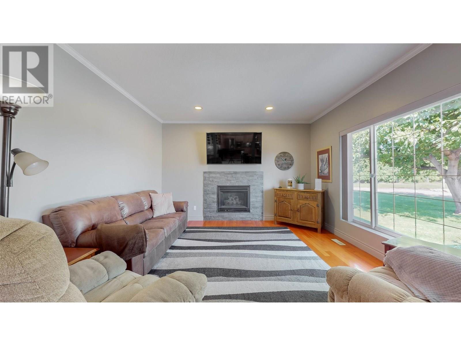  388 ROAD 10 Other, Oliver
