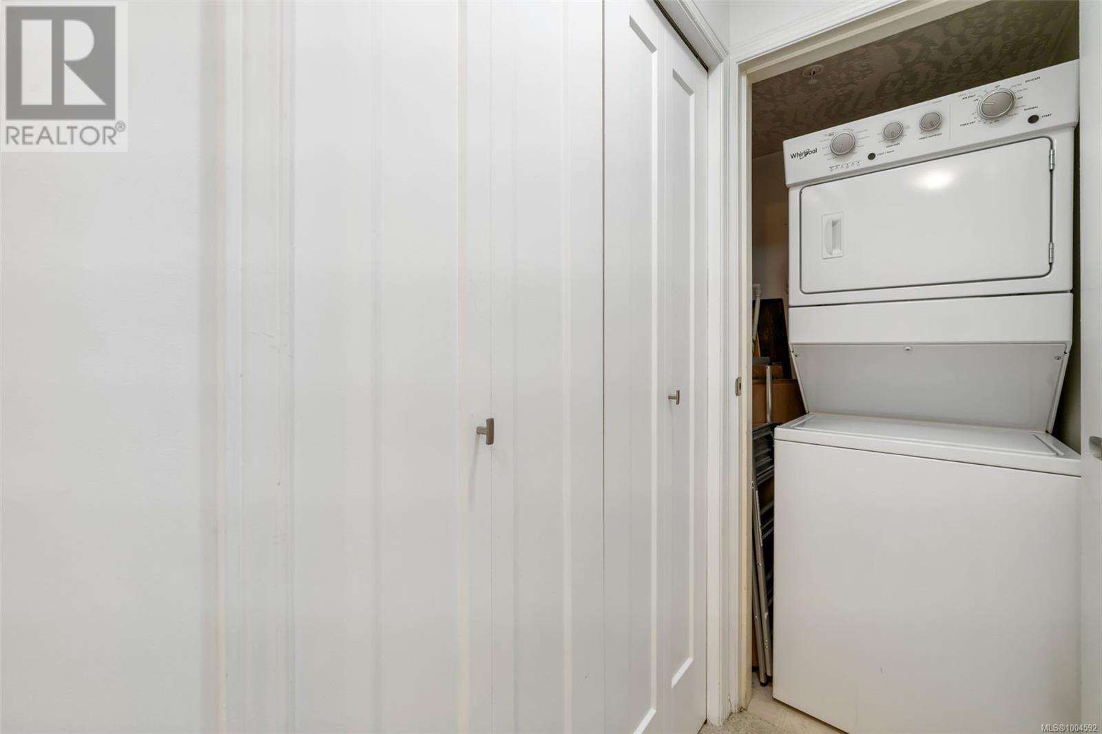 Photo 21 of 203 535 Manchester Rd, Victoria BC