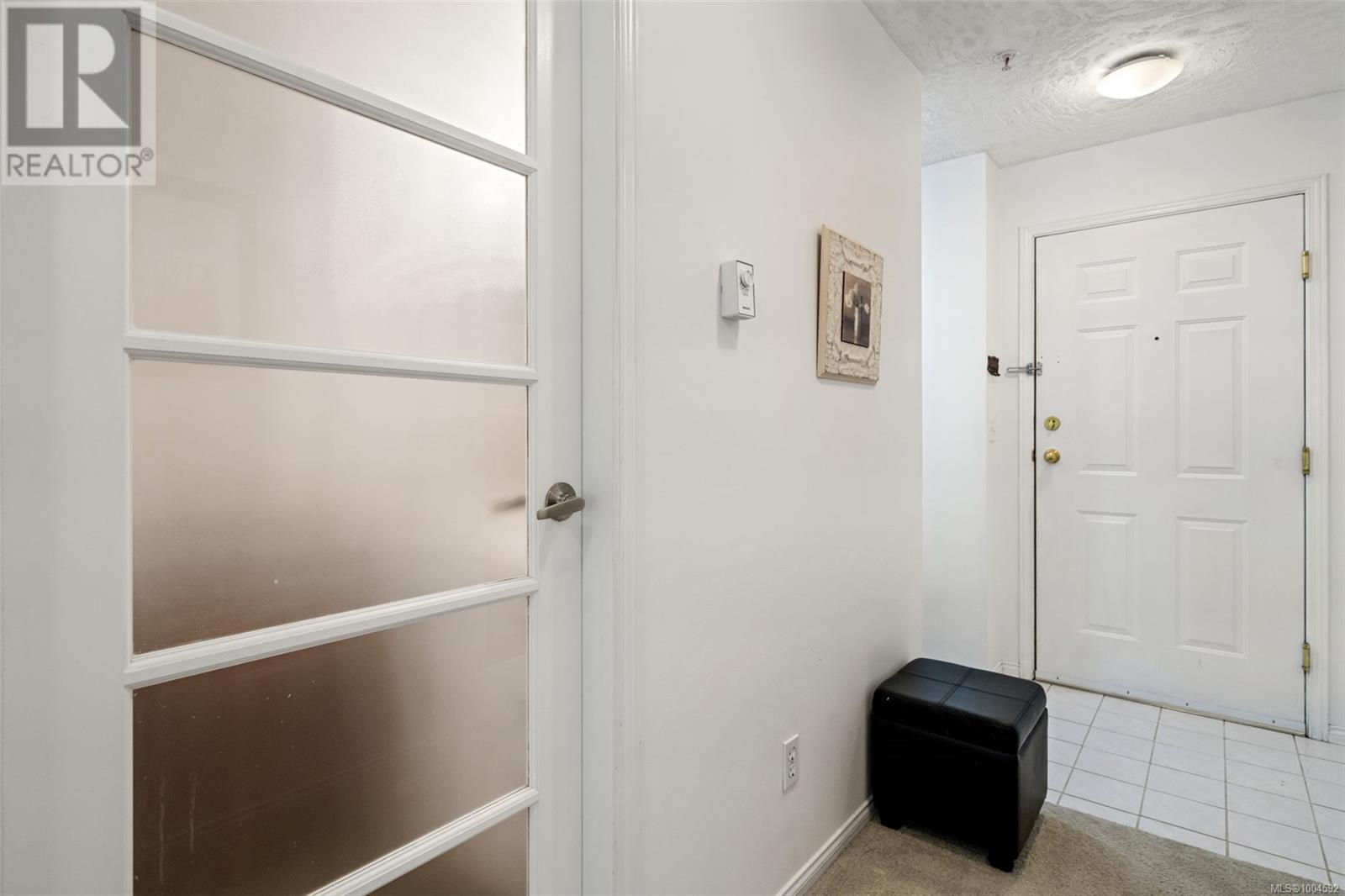 Photo 32 of 203 535 Manchester Rd, Victoria BC