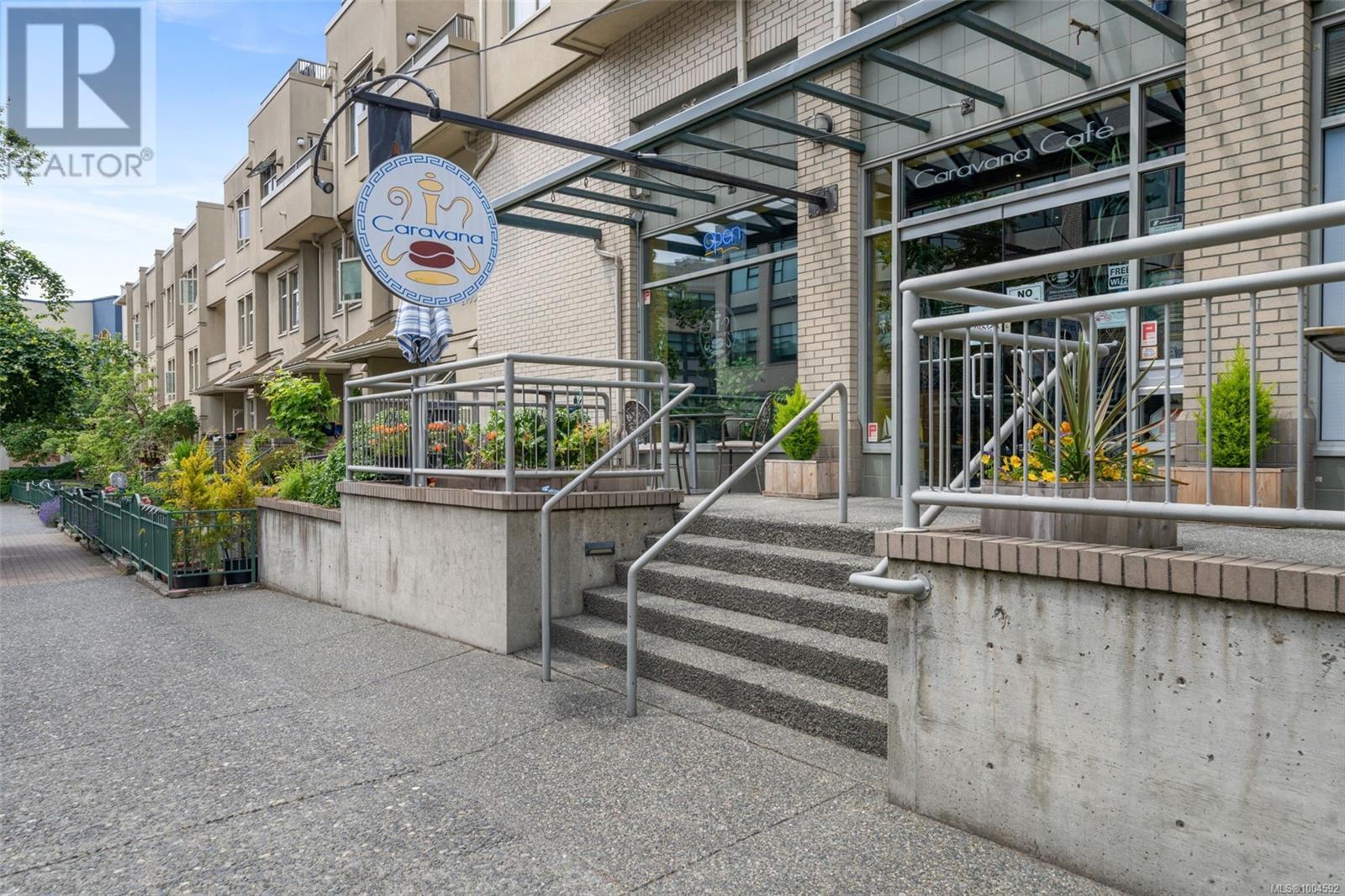 Photo 35 of 203 535 Manchester Rd, Victoria BC