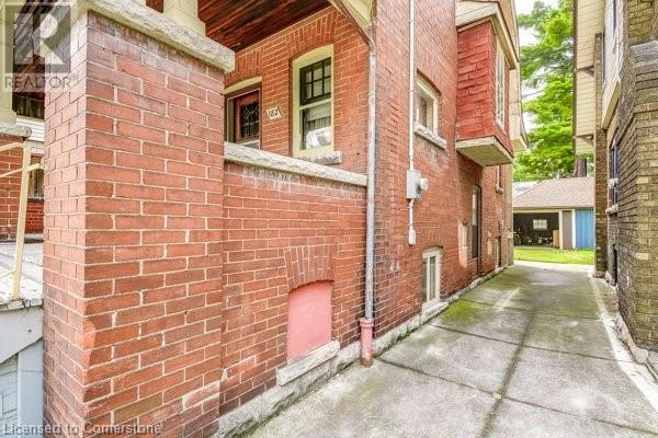 Photo 10 of 182 Balmoral Avenue S, Hamilton ON