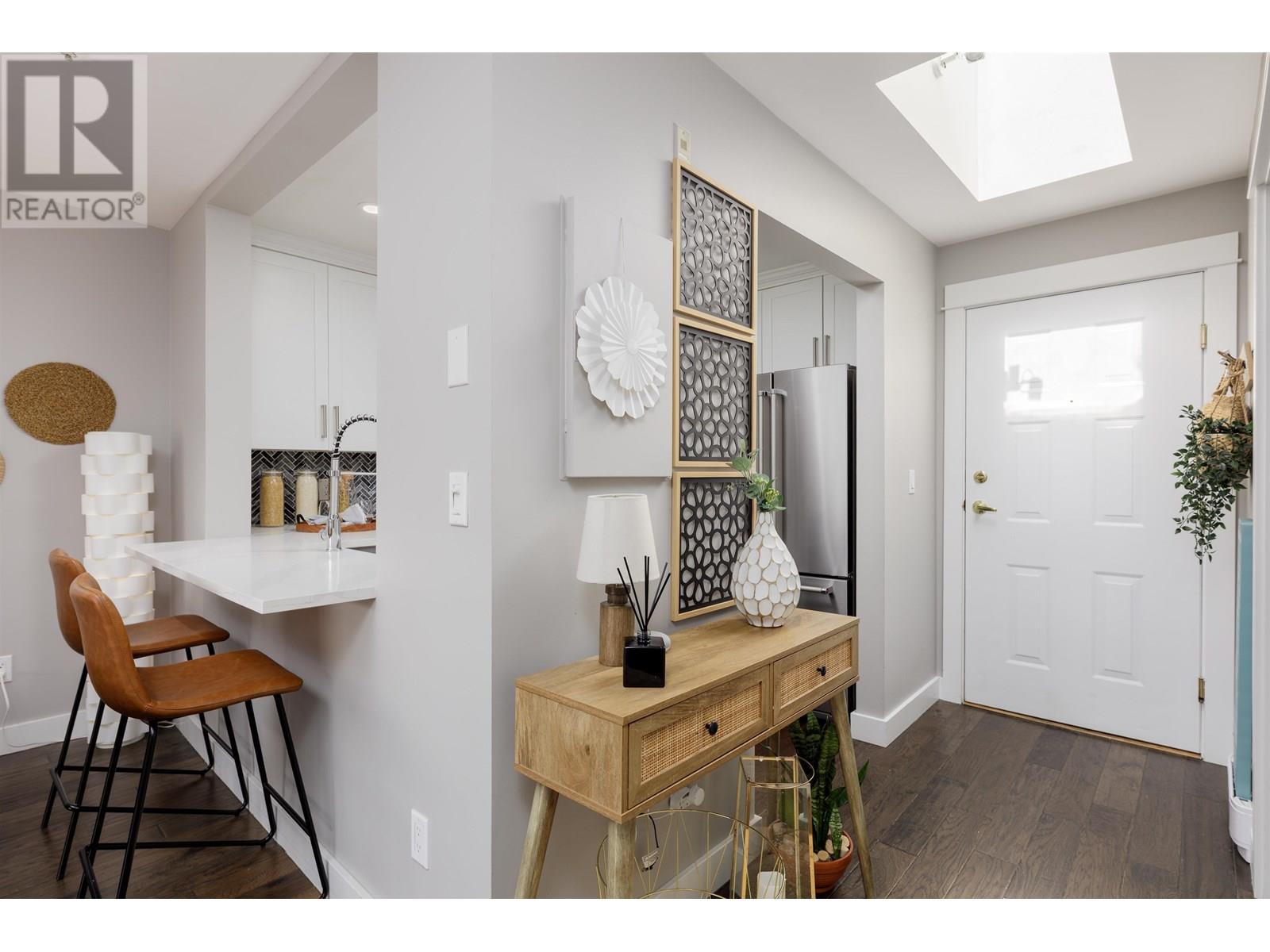 Photo 20 of 437 2980 Princess Crescent, Coquitlam BC
