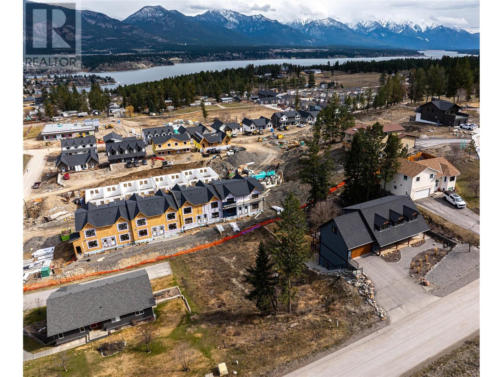 Photo 7 of 211 Pinetree Road, Invermere BC