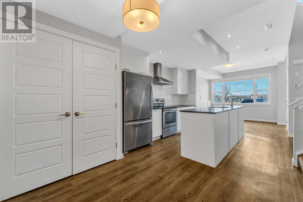 Single Family House for Sale in  Saddlebrook Drive NE Saddle Ridge Calgary 