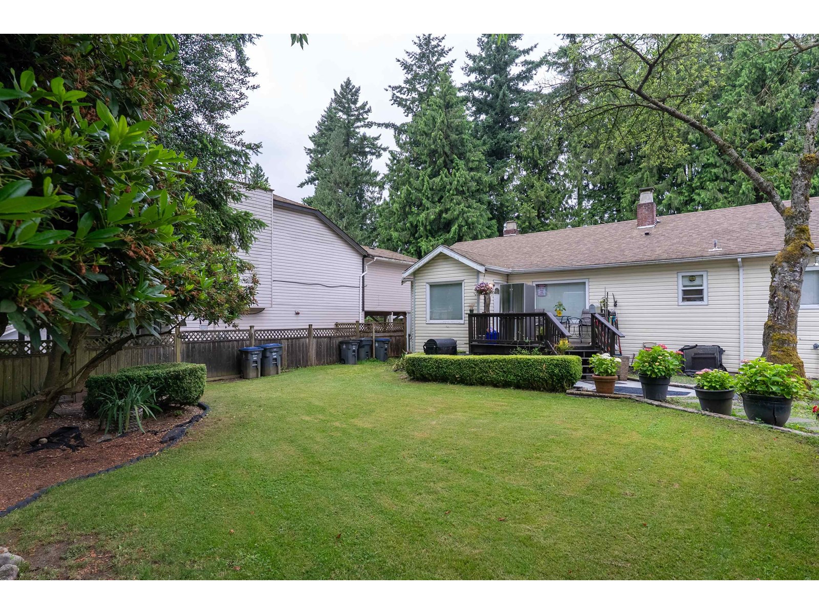 Photo 10 of 8037 160 Street, Surrey BC