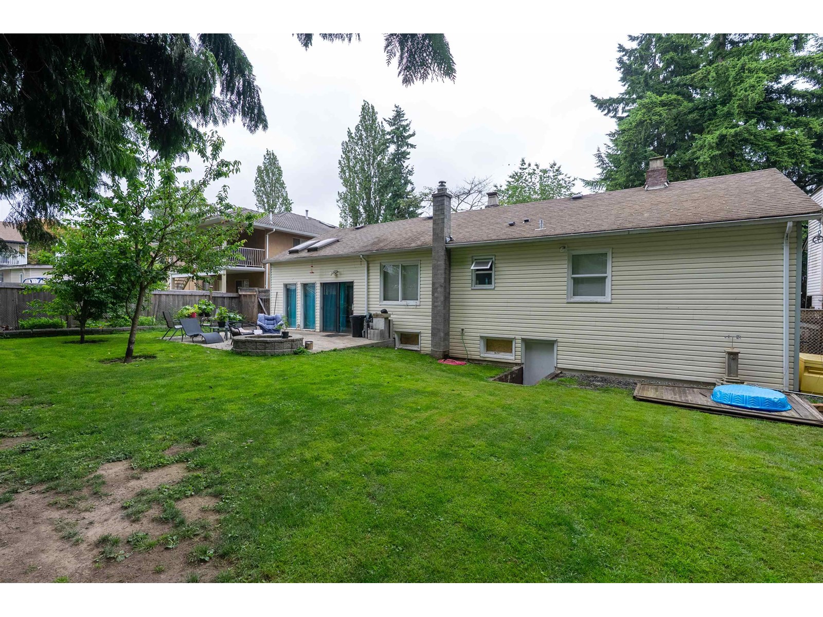 Photo 17 of 8037 160 Street, Surrey BC