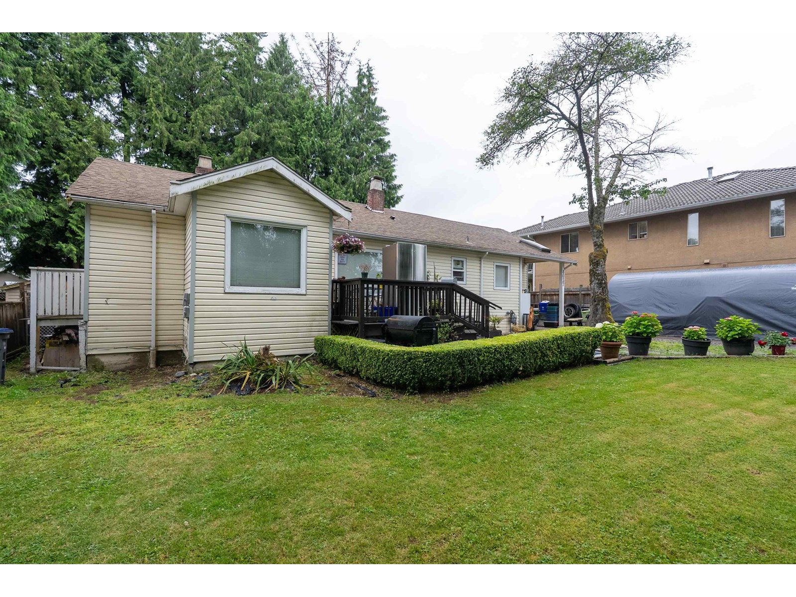 Photo 11 of 8037 160 Street, Surrey BC