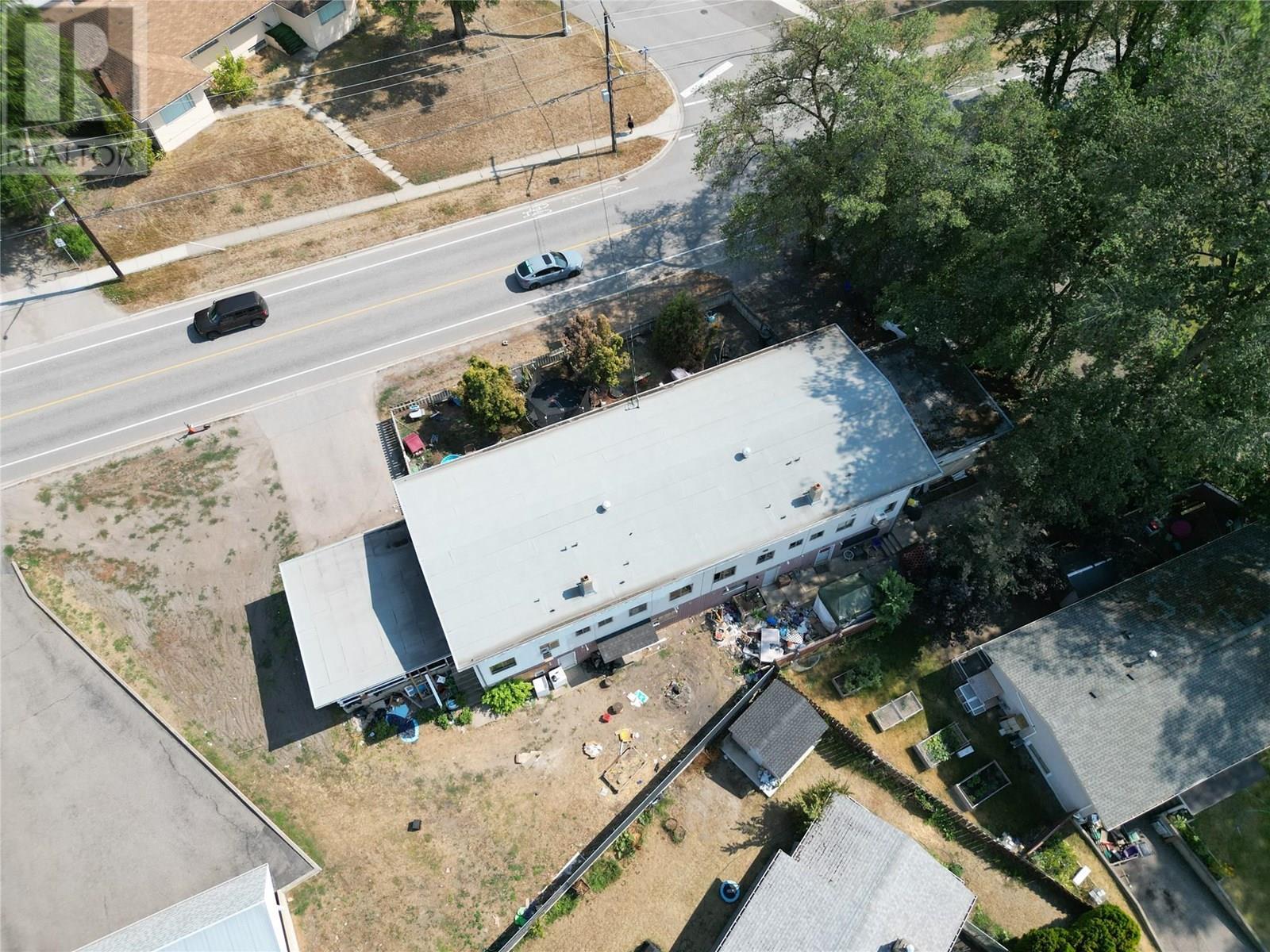 1,2,3,4 3700 Pleasant Valley Road, Vernon