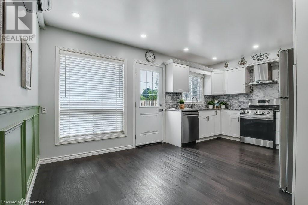Photo 19 of 66 Summercrest Drive Unit 3, Hamilton ON