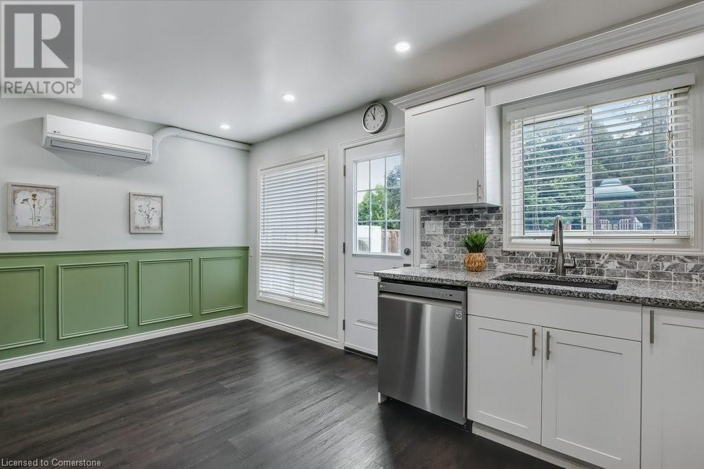 Photo 23 of 66 Summercrest Drive Unit 3, Hamilton ON