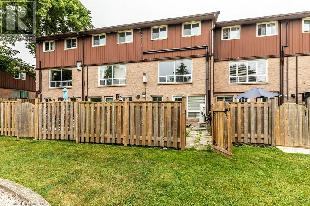 Photo 34 of 66 Summercrest Drive Unit 3, Hamilton ON