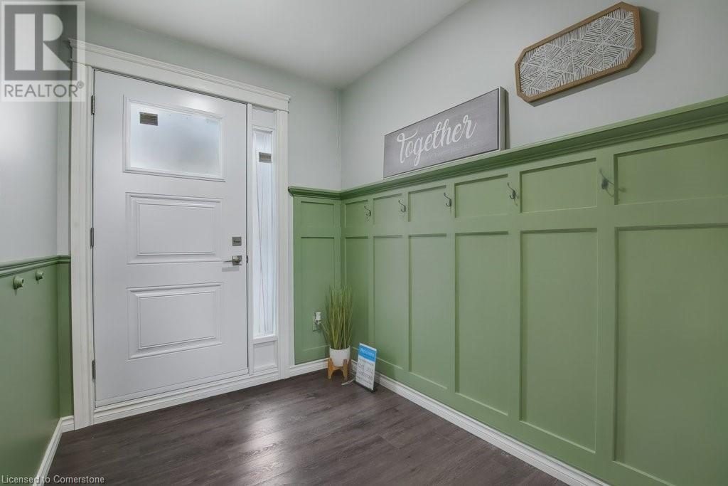 Photo 4 of 66 Summercrest Drive Unit 3, Hamilton ON