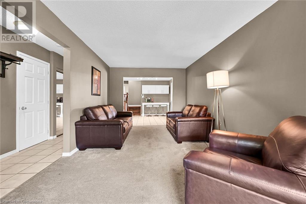 Photo 47 of 5 Ridell Crescent, Stoney Creek ON