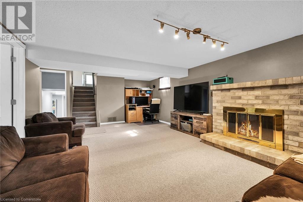 Photo 38 of 5 Ridell Crescent, Stoney Creek ON