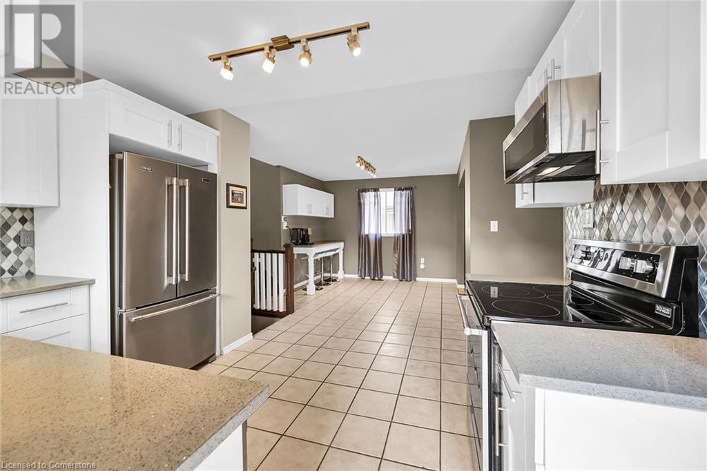 Photo 23 of 5 Ridell Crescent, Stoney Creek ON