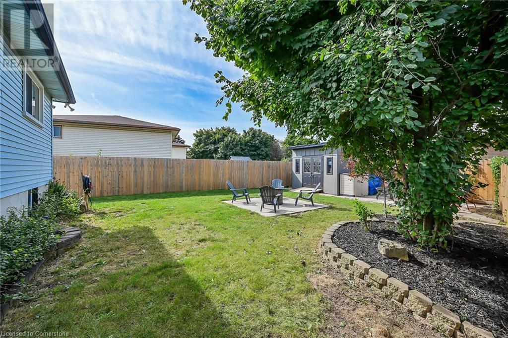 Photo 8 of 5 Ridell Crescent, Stoney Creek ON