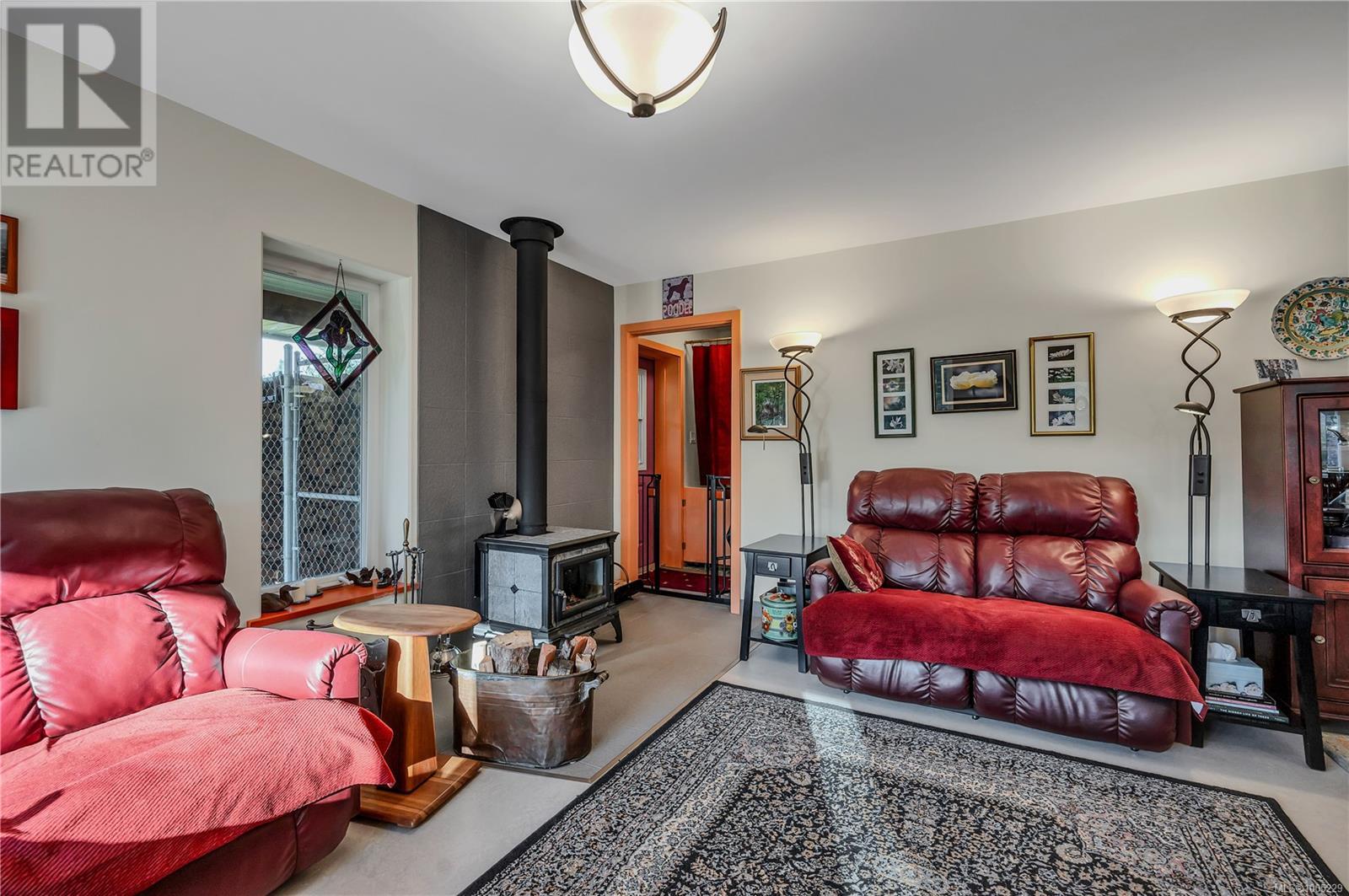 220 Irene Rd, Quadra Island