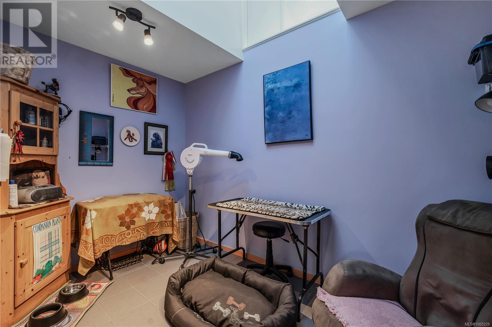 220 Irene Rd, Quadra Island