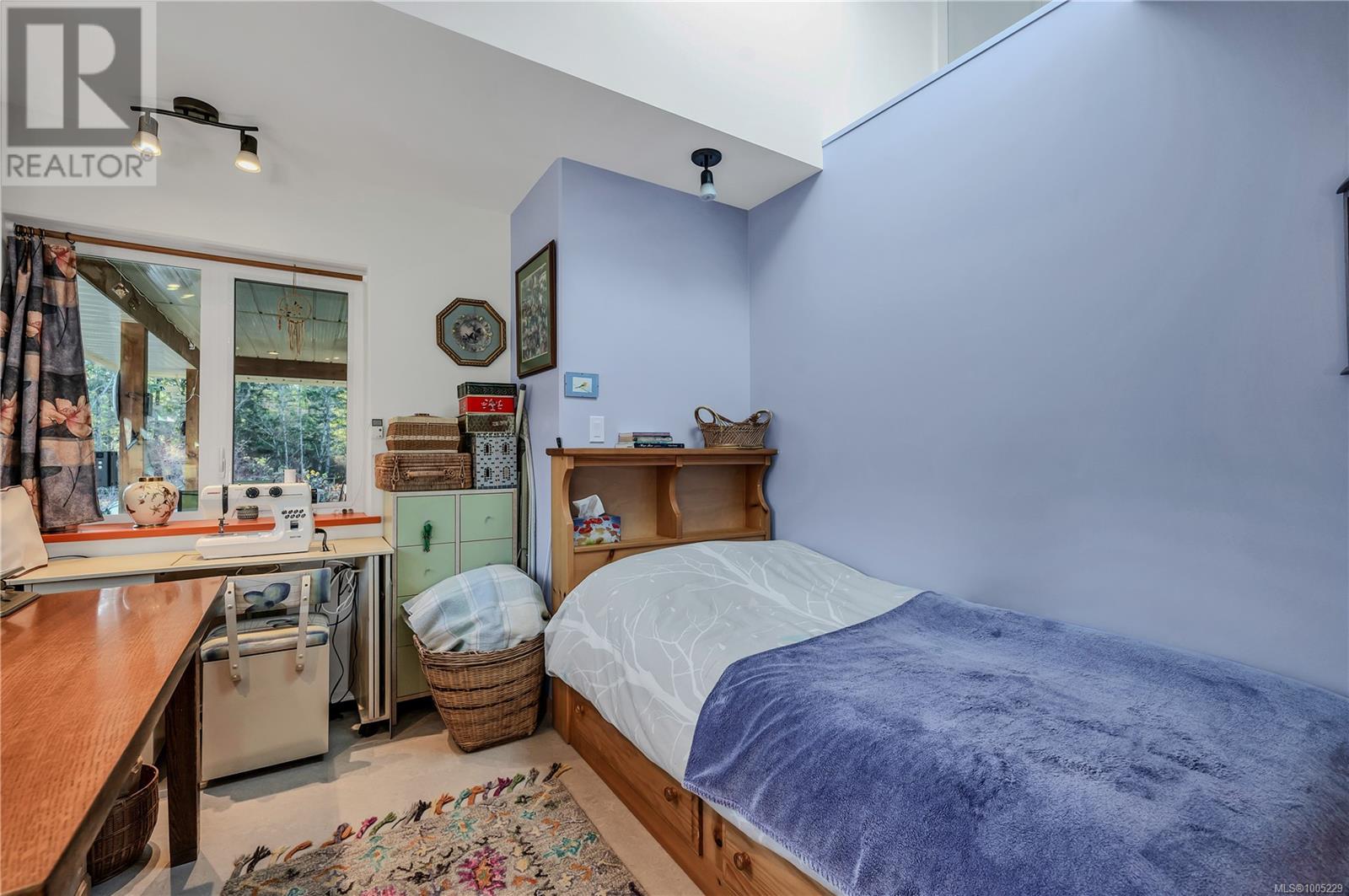 220 Irene Rd, Quadra Island