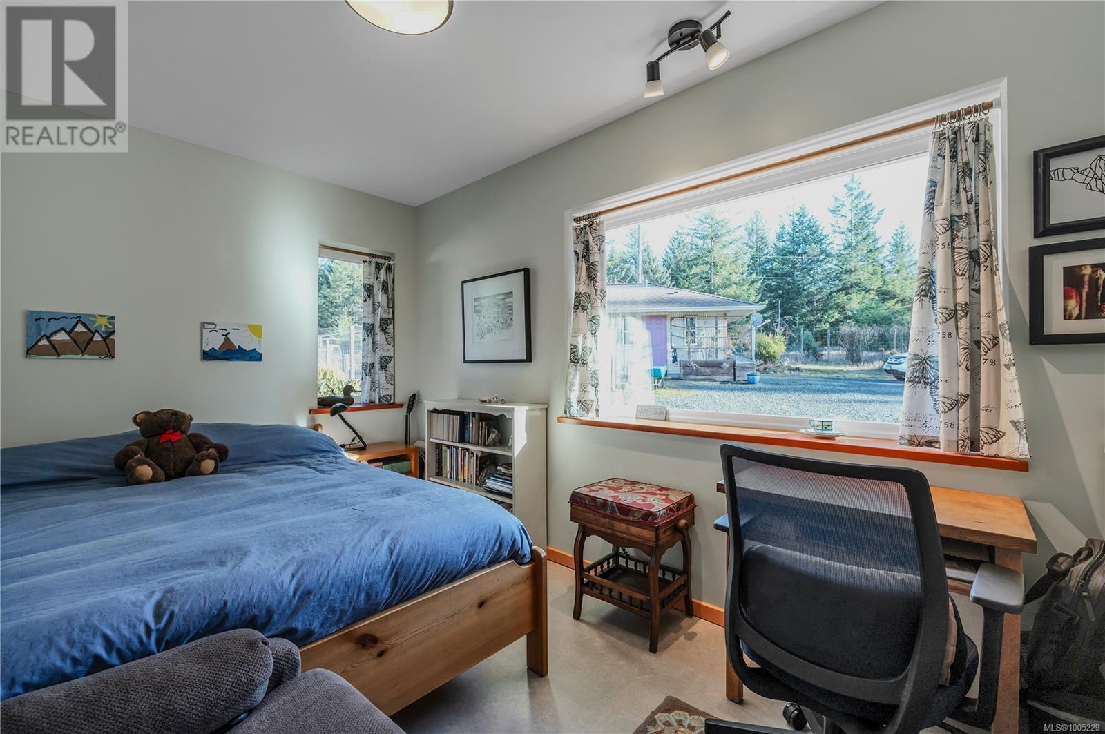 220 Irene Rd, Quadra Island