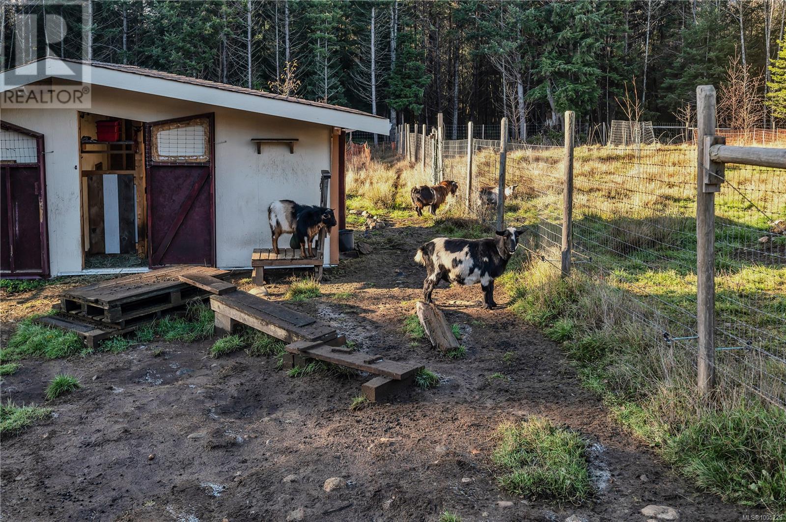 220 Irene Rd, Quadra Island