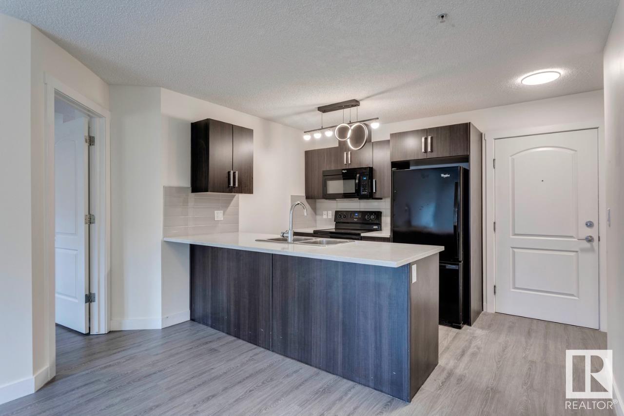 Photo 5 of 102 667 Watt Bv Sw, Edmonton AB