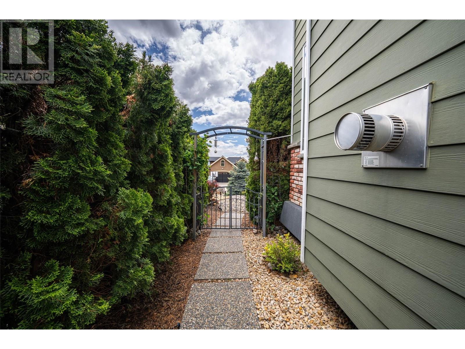  1011 Foothills Court, Vernon