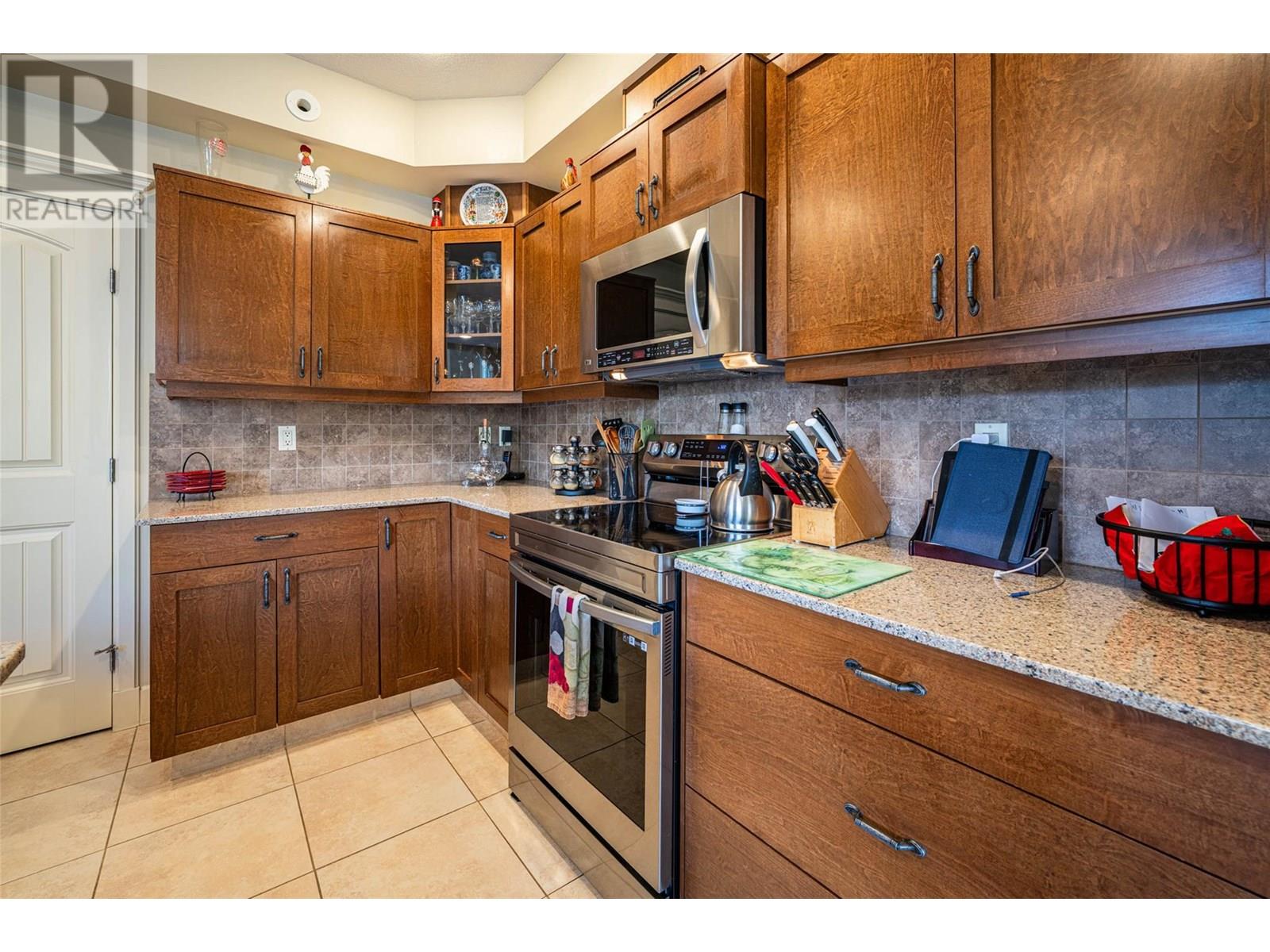  1011 Foothills Court, Vernon