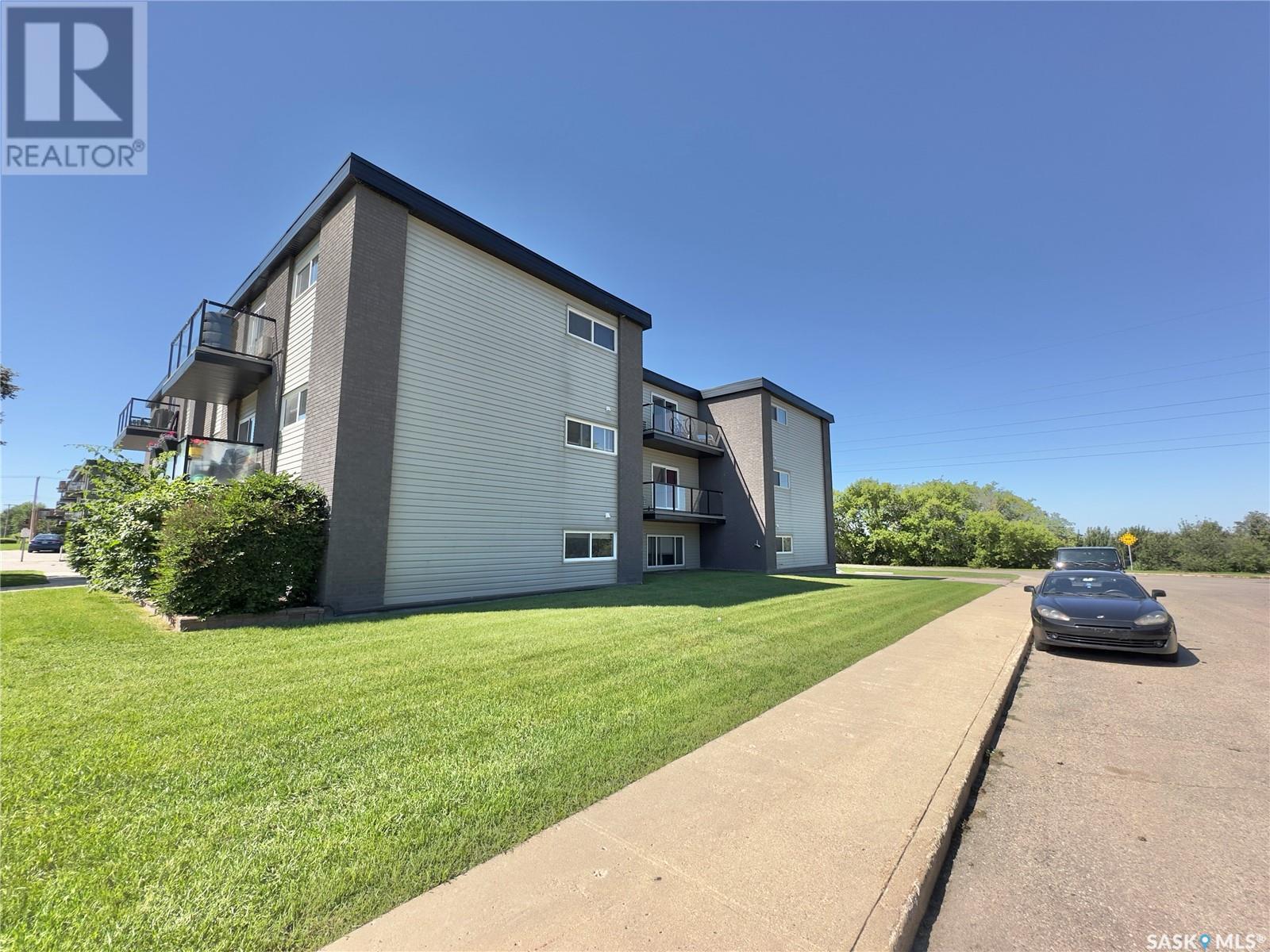 Photo 27 of 1 2106 Ste Cecilia Avenue, Saskatoon SK