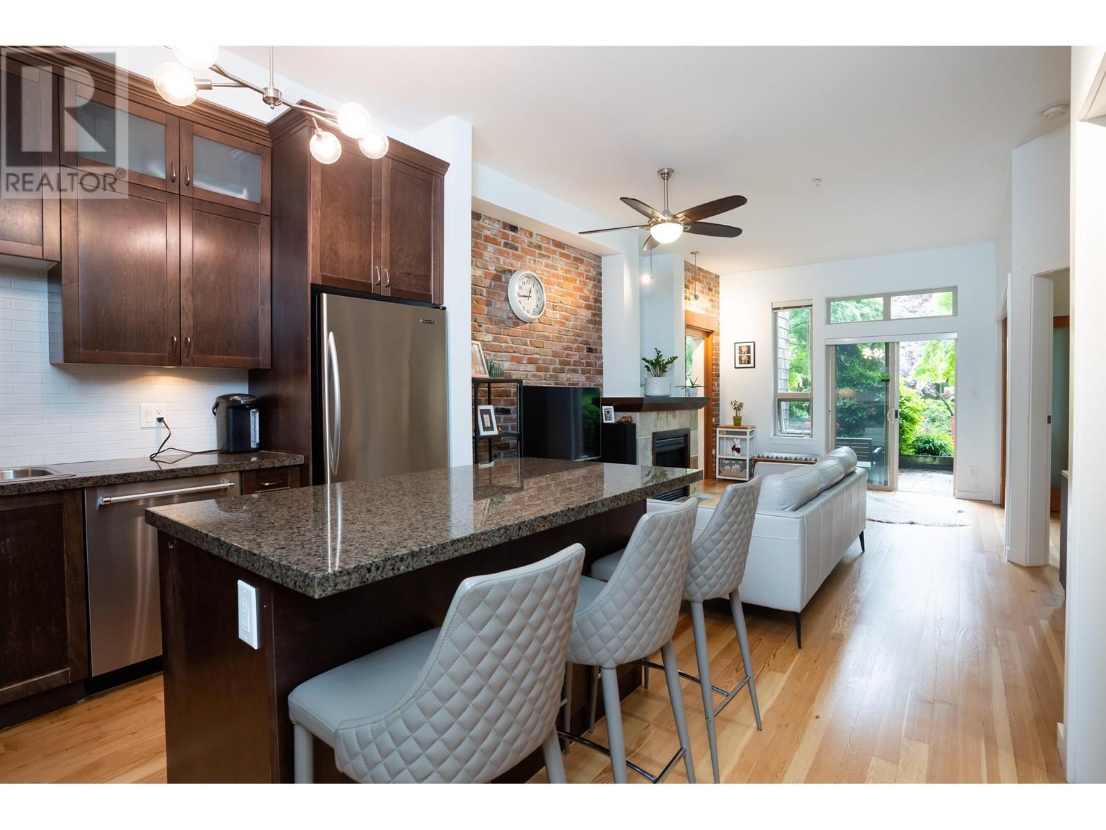 Photo 4 of 107 250 Salter Street, New Westminster BC
