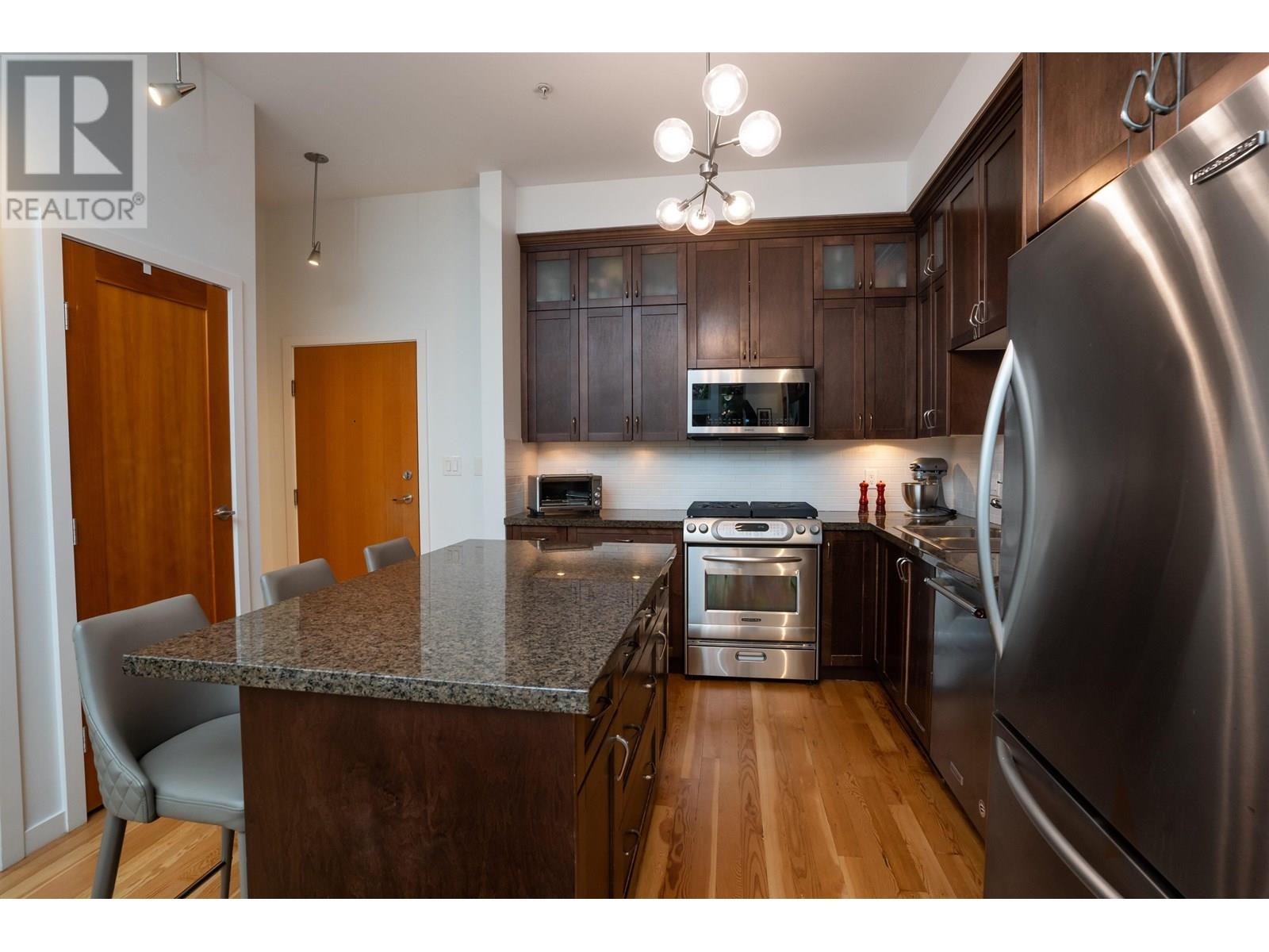 Photo 7 of 107 250 Salter Street, New Westminster BC