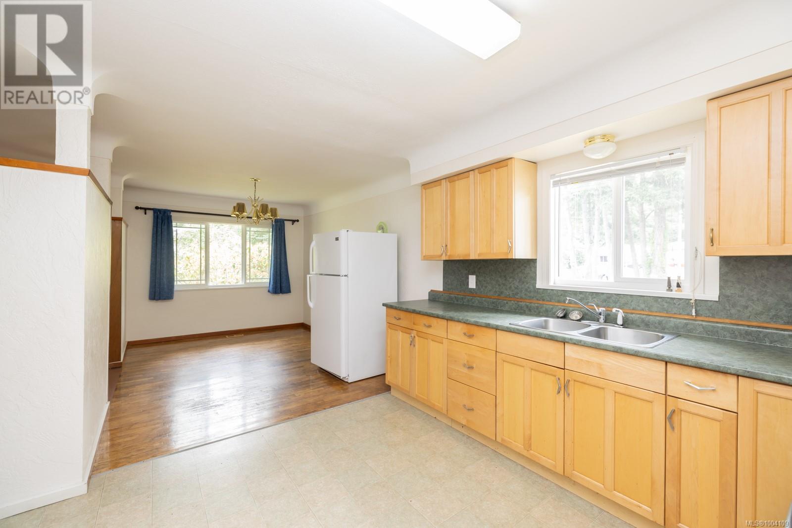 Photo 12 of 2277 Bellamy Rd, Langford BC