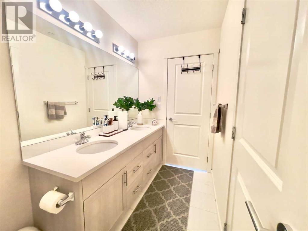 Single Family House for Sale in   Sage Meadows Landing NW Sage Hill Calgary 