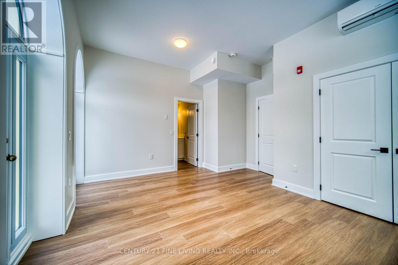 1614 RIDGE ROAD E - 18