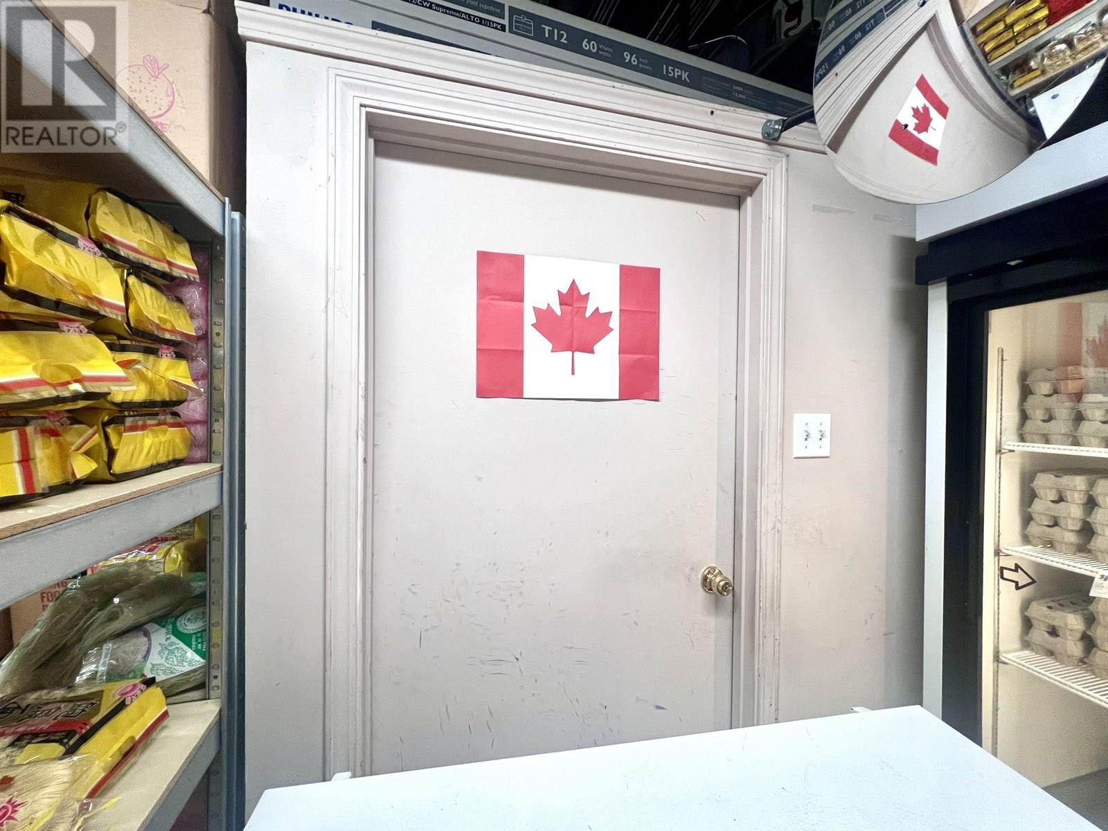 1119 4500 KINGSWAY, Burnaby