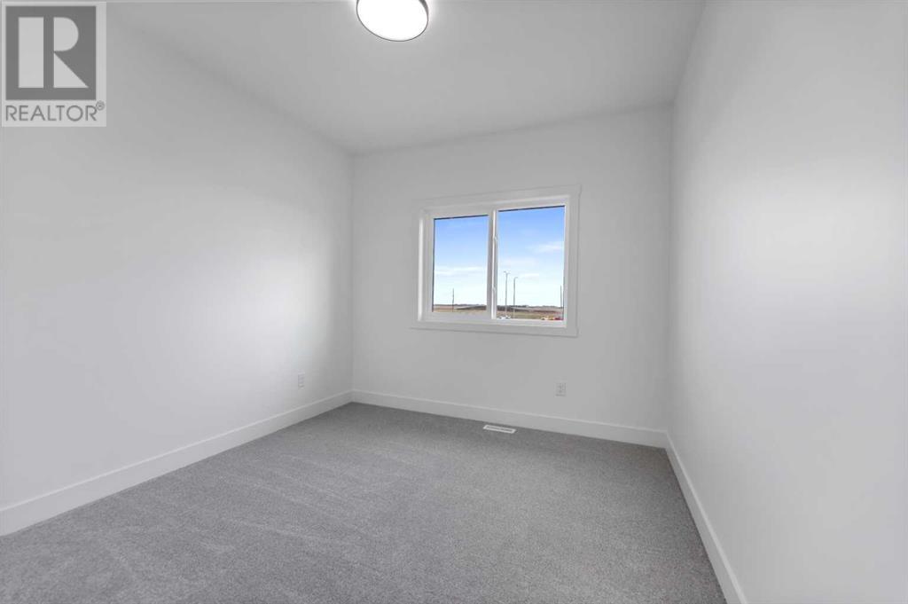 Single Family House for Sale in  Saddlelake Manor NE Saddle Ridge Calgary 