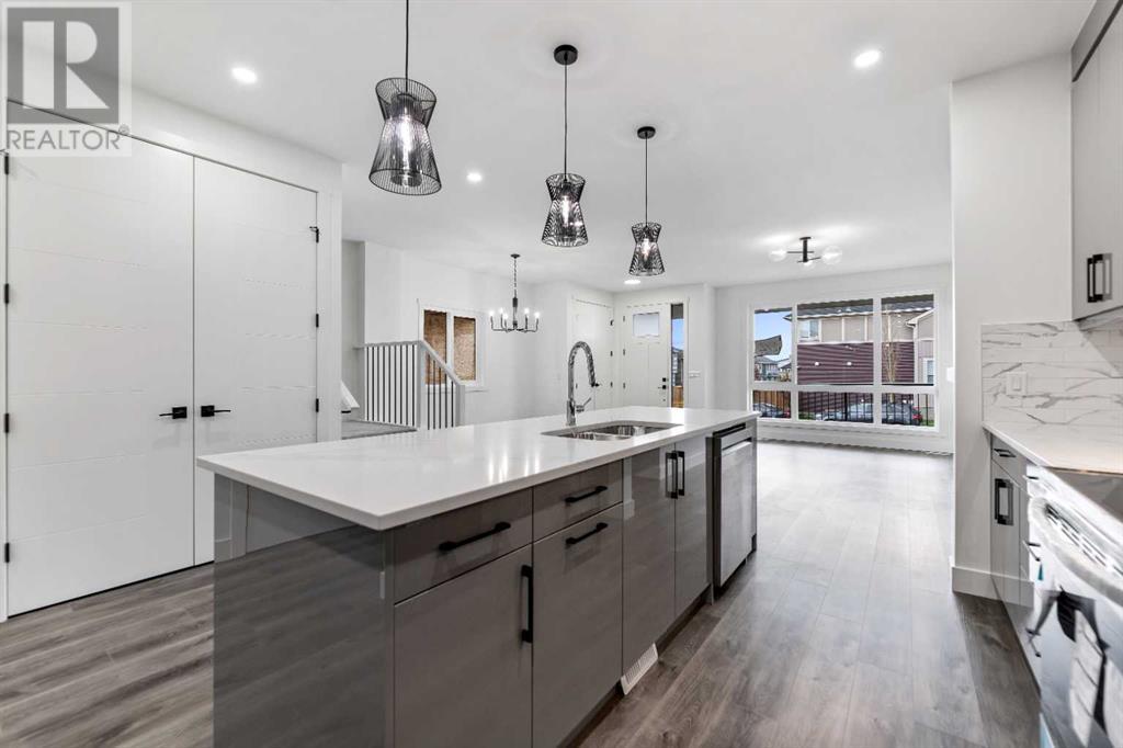 Single Family House for Sale in  Saddlelake Manor NE Saddle Ridge Calgary 