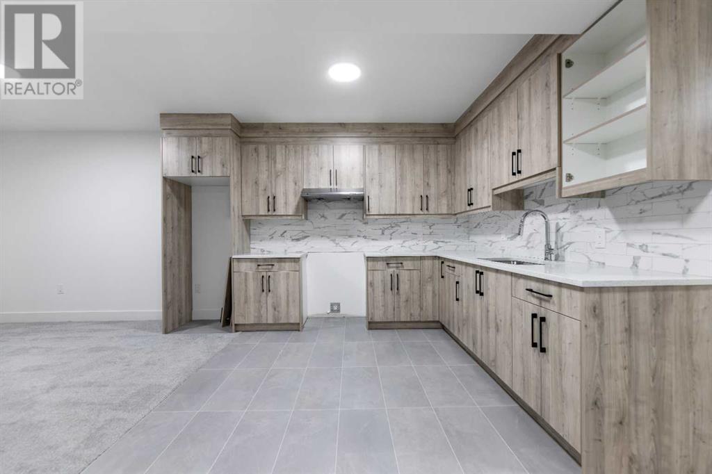 Single Family House for Sale in  Saddlelake Manor NE Saddle Ridge Calgary 
