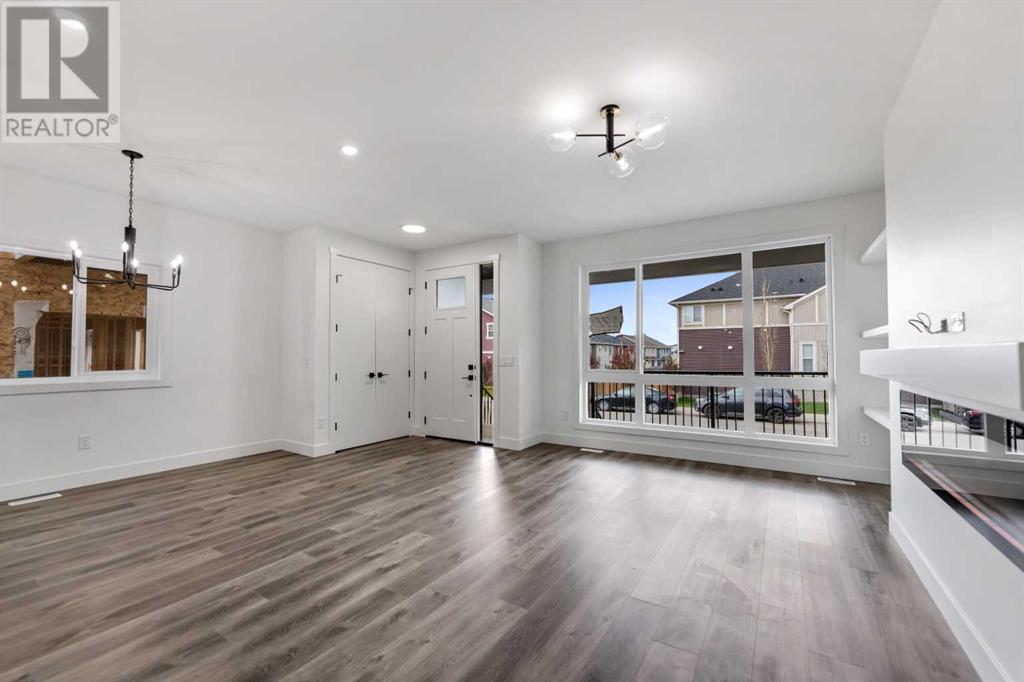 Single Family House for Sale in  Saddlelake Manor NE Saddle Ridge Calgary 