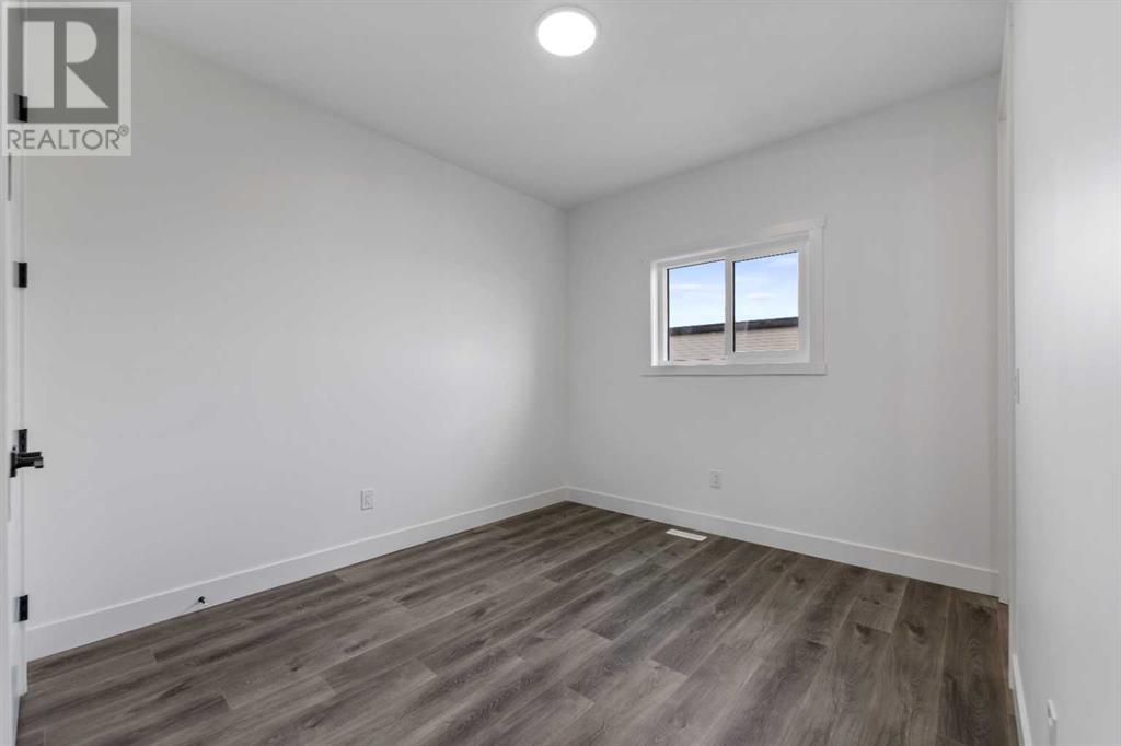 Single Family House for Sale in  Saddlelake Manor NE Saddle Ridge Calgary 
