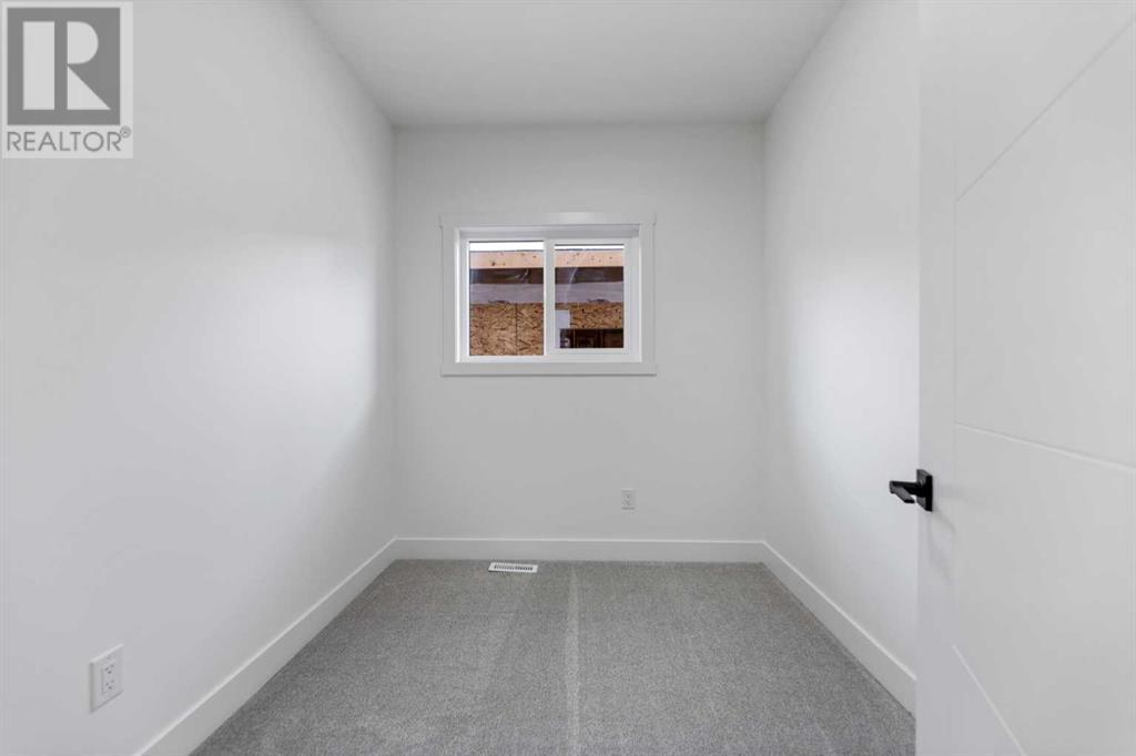 Single Family House for Sale in  Saddlelake Manor NE Saddle Ridge Calgary 