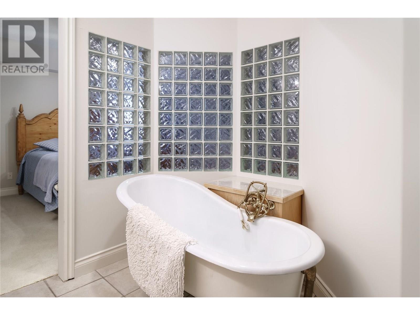  4069 Westside Road North, West Kelowna