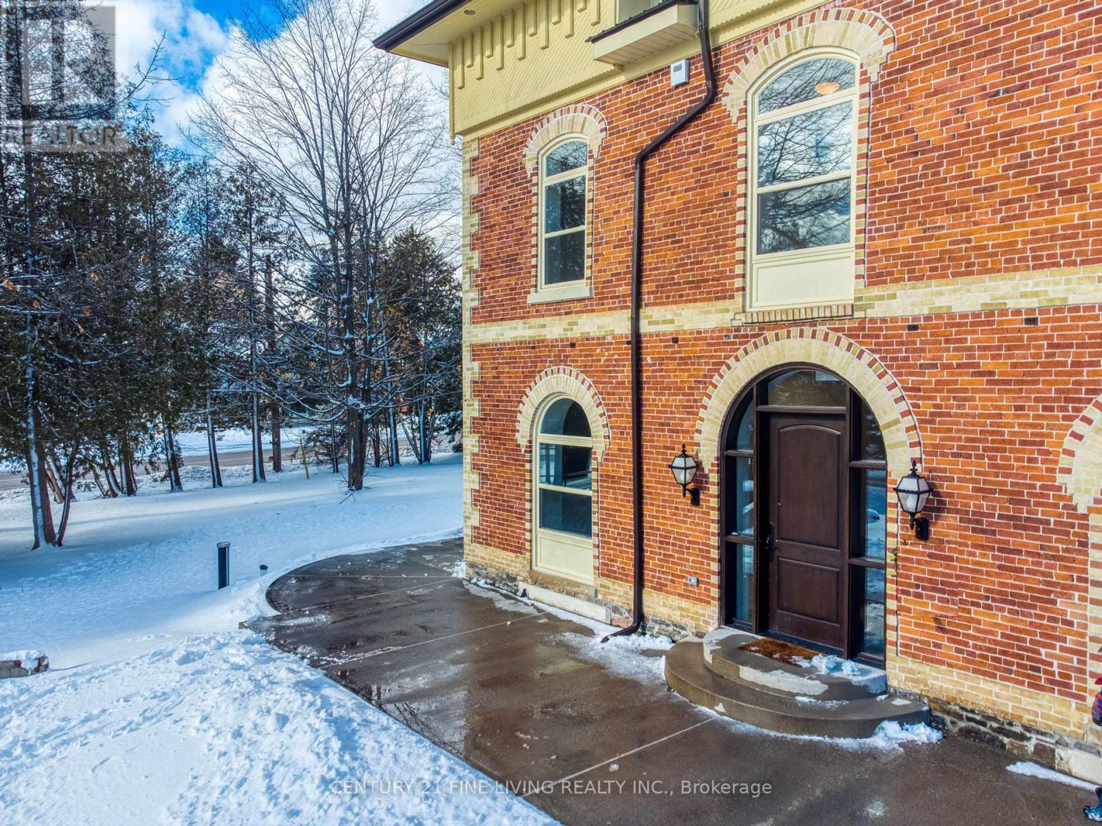 1614 RIDGE ROAD E - 34