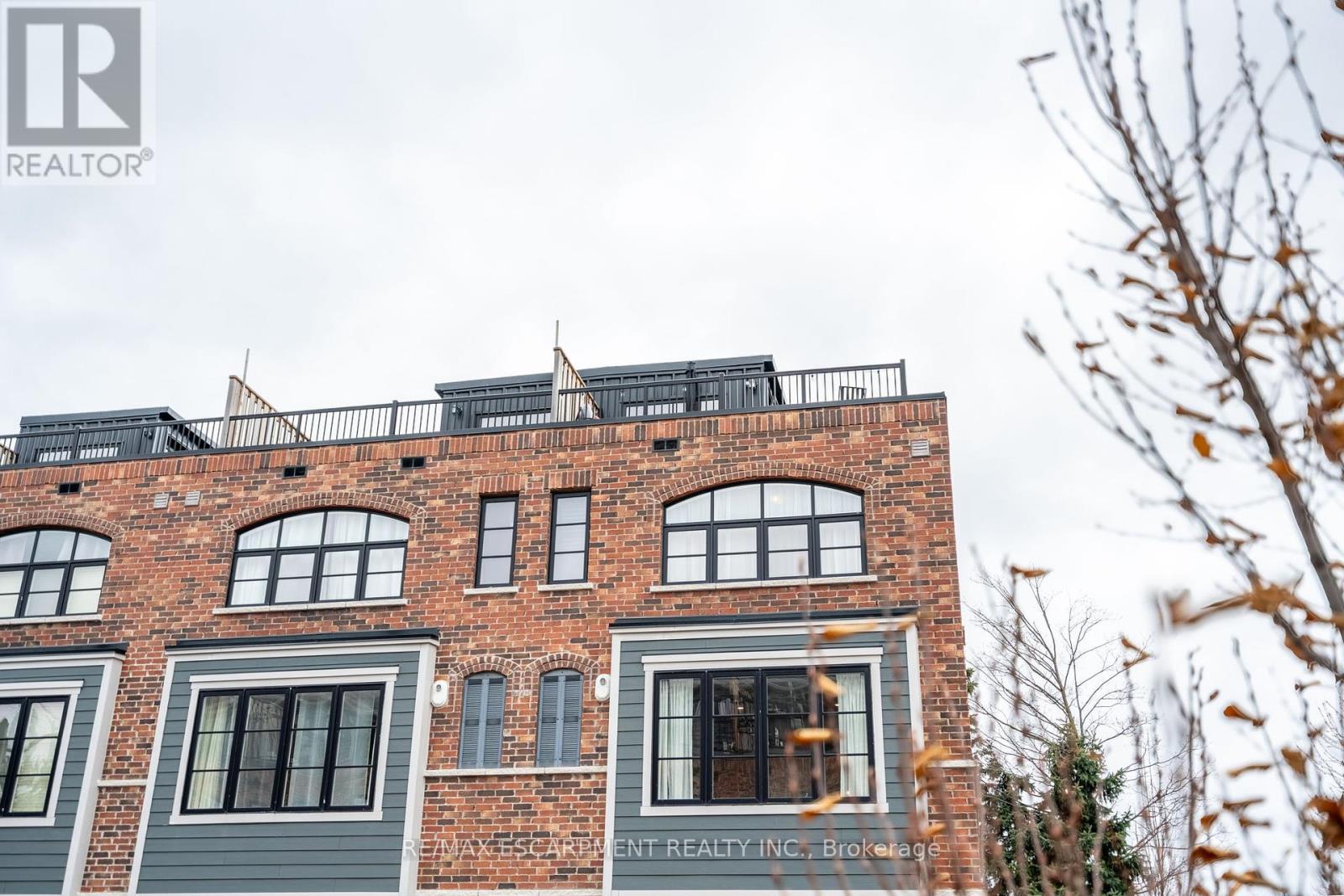 Photo 33 of 45 219 Dundas Street E, Hamilton ON