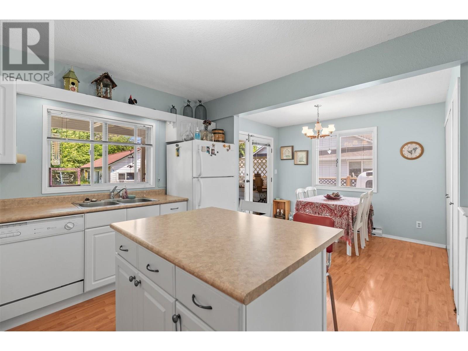 Photo 49 of 2270 Wilson Avenue, Armstrong BC